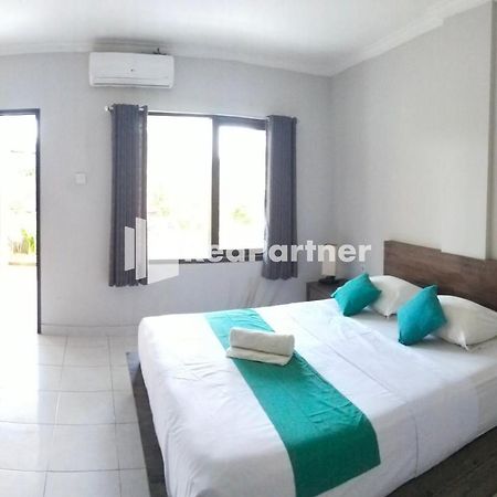 Pondok Sentana Guest House At Jalan Raya Uluwatu Redpartner Ungasan  Ngoại thất bức ảnh